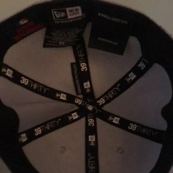 L.A. baseball cap - Picture 2 of 2